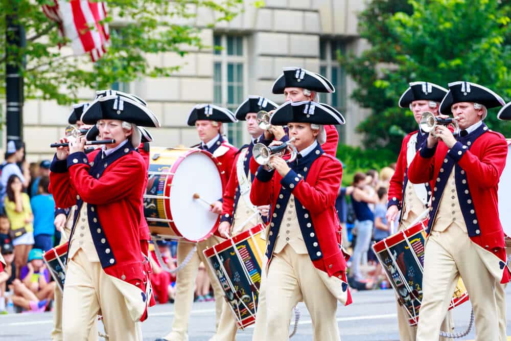 Onafhankelijkheidsdagparade in Philadelphia | www.phillyaptrentals.com