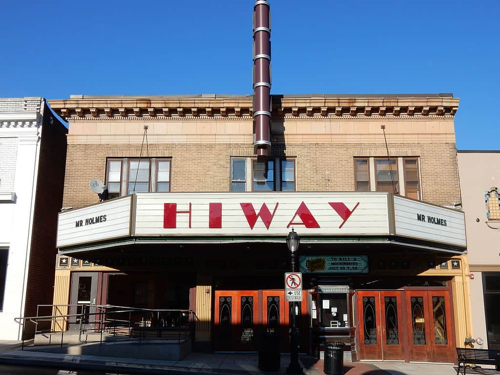 5 posti dove guardare film indipendenti nell'area di Philadelphia | Teatro Hiway | Phillyaptrentals.com