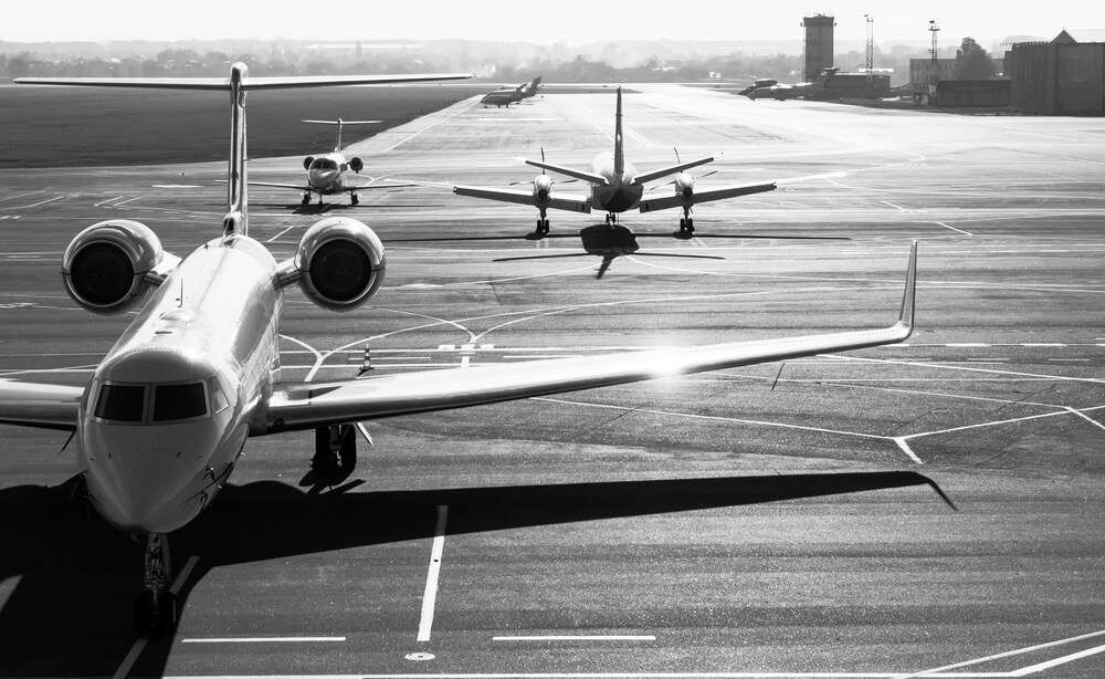 NE Philadelphia Airport | Jets on Runway | www.phillyaptrentals.com 