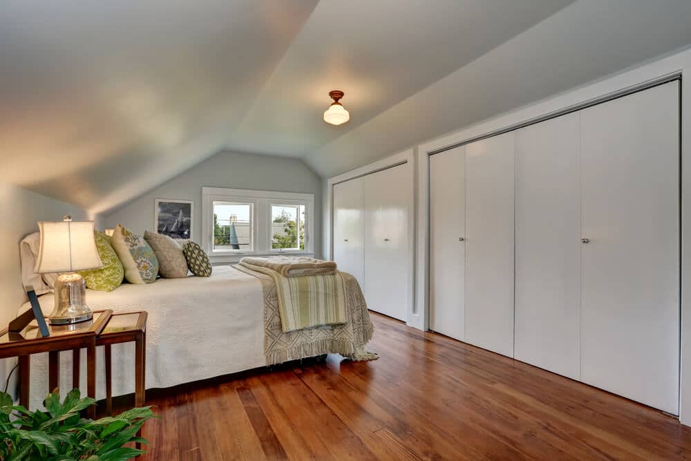 Difference Between Bedroom and Den | Bedroom w Closet and Window | www.phillyaptrentals.com 