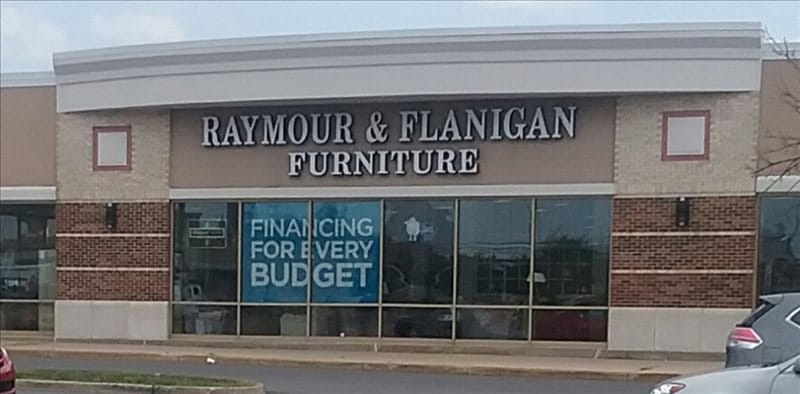 Möbelgeschäfte in Nordost-Philadelphia | Raymour & Flanigan Furniture Store am Roosevelt Blvd | phillyaptrentals.com