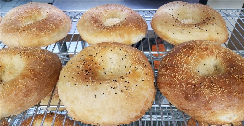 Bakeries in NE Philadelphia | fresh-baked bagels | phillyaptrentals.com 