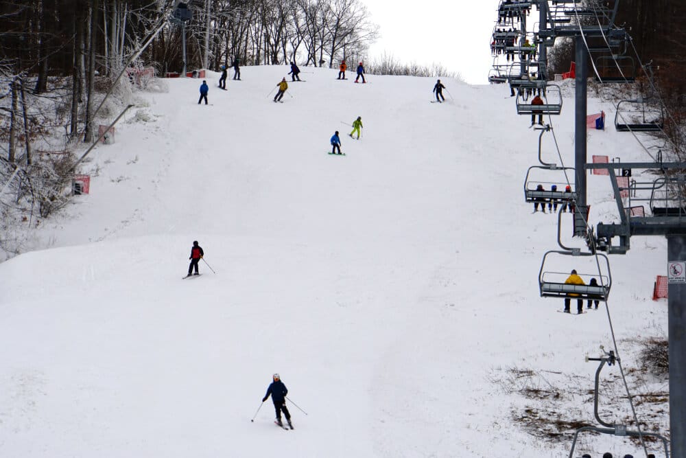 20 Daytrips From Philadelphia | Pocono Mountains Skiing | www.phiillyaptrentals.com 