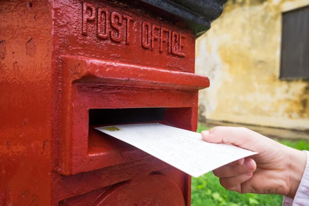 What is 60-Day Notice | Letter Being Deposited in Mailbox | www.phillyaptrentals.com