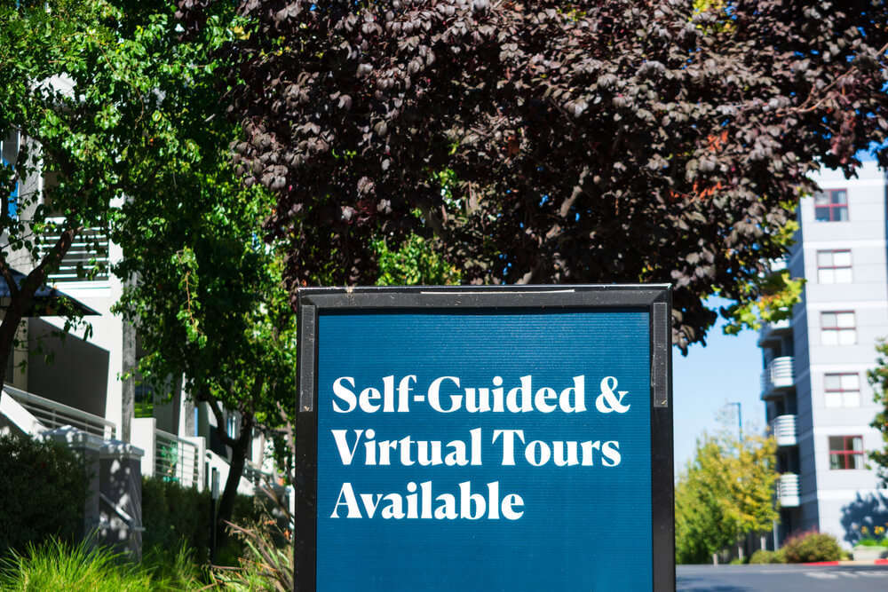 What Are the Different Types of Apartment Tours | Self-Guided and Virtual Sign | www.phillyaptrentals.com
